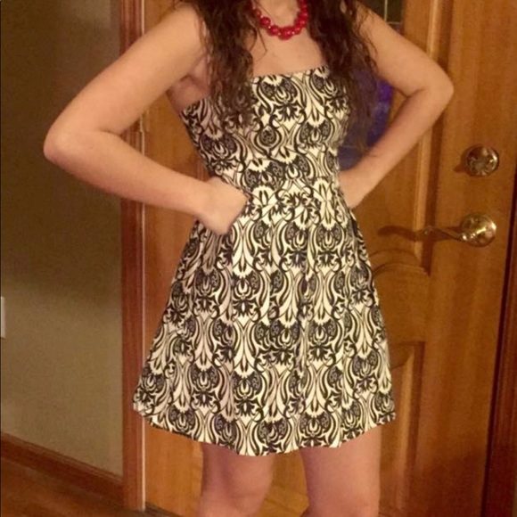 B Darlin Dresses & Skirts - Junior’s Semi Formal Dress B Darlin Dresses & Skirts - Junior’s Semi Formal Dress